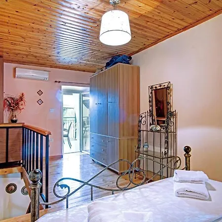 Vavilato Home Kouramades Exterior photo